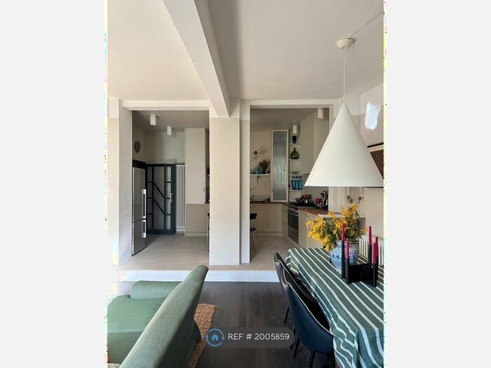 2 Bedroom Flat To Rent In Cooper Works, London, SE15