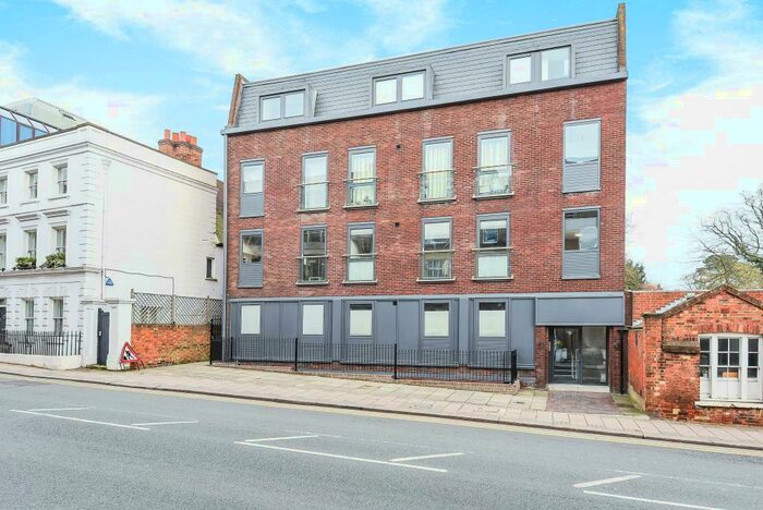 Apartment To Rent In Sheet Street, Windsor, SL4