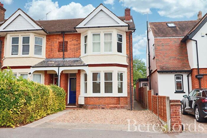 2 Bedroom Maisonette For Sale In Hill Road, Chelmsford, CM2