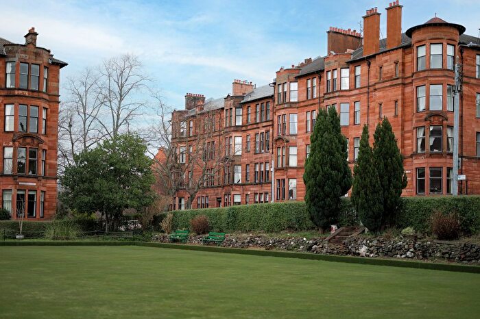 3 Bedroom Flat For Sale In Lauderdale Gardens, Hyndland, G12
