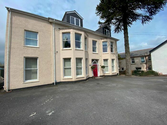 1 Bedroom Flat To Rent In Tors Road, Okehampton, EX20