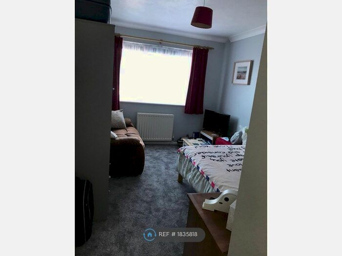 Studio To Rent In Oaktree Way, Hailsham, BN27