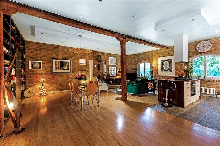 2 Bedroom Flat For Sale In Tyers Gate, London, SE1