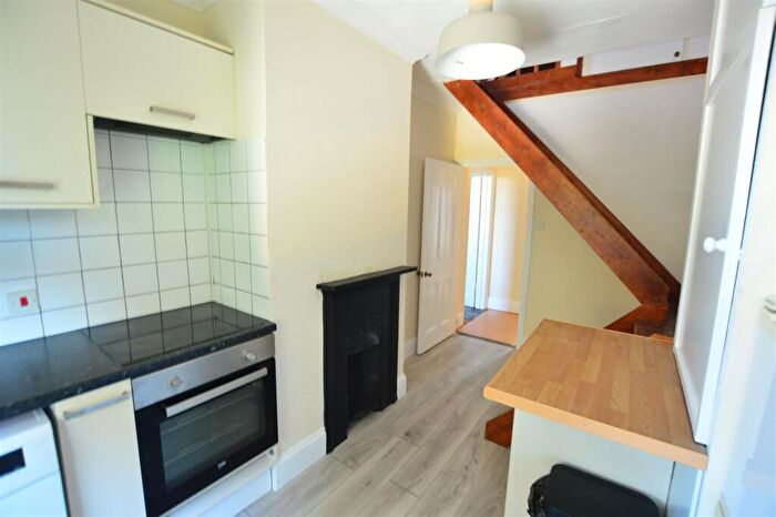 2 Bedroom Apartment To Rent In Uxbridge Road, Slough, SL1