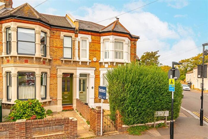 2 Bedroom Flat For Sale In Beecroft Road, Brockley, SE4