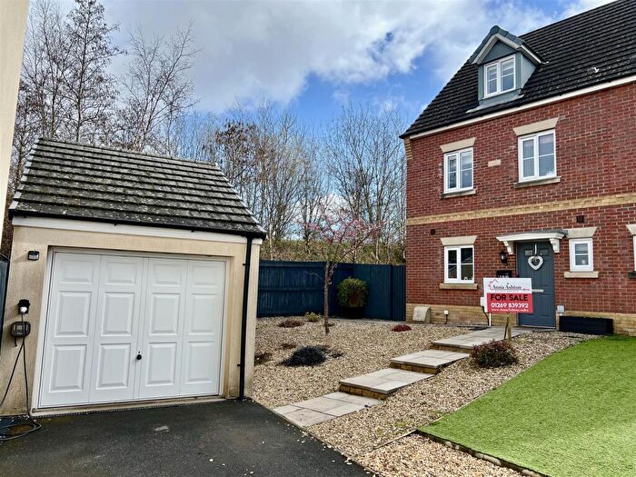 4 Bedroom Semi Detached House For Sale In Ffordd Y Glowyr, Betws, Ammanford, SA18