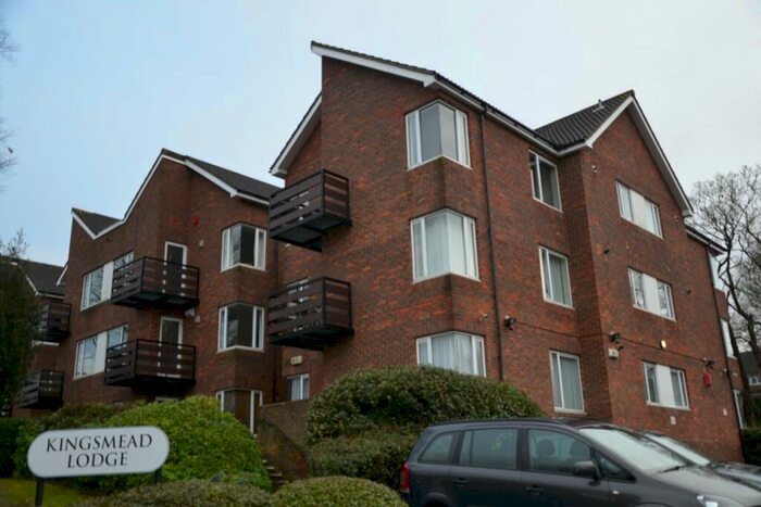 2 Bedroom Flat To Rent In Kingsmead Lodge, Cedar Road, Sutton, SM2