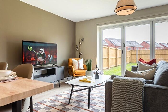 3 Bedroom Property To Rent In Mason Drive, Armthorpe, Doncaster, DN3