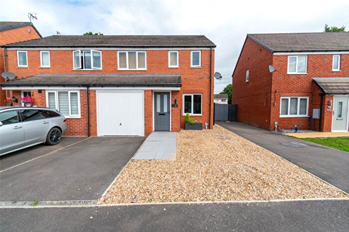 3 Bedroom Semi-Detached House For Sale In Jubilee Pastures, Middlewich, CW10