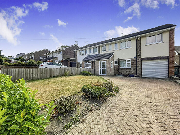 3 Bedroom Semi-Detached House For Sale In Bocking Lane, Sheffield, S8