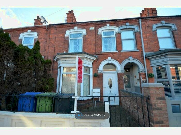 3 Bedroom Terraced House To Rent In Wollaston Road, Cleethorpes, DN35