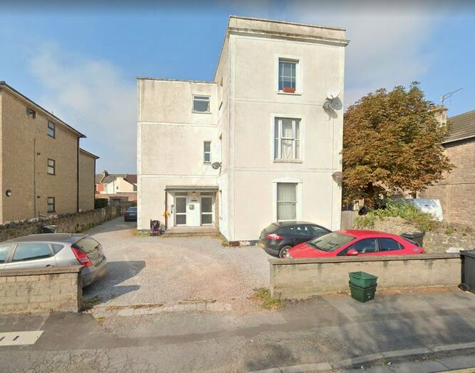 2 Bedroom Flat To Rent In Ashcombe Road, Weston-Super-Mare, BS23