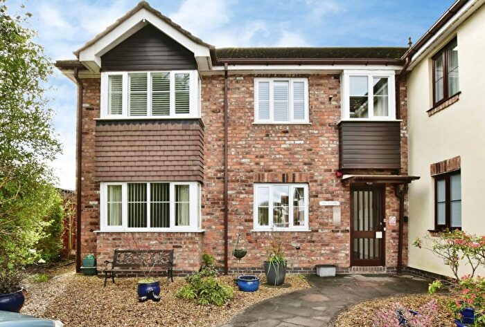 2 Bedroom Flat For Sale In Woodacres Court, Wilmslow, Cheshire, SK9