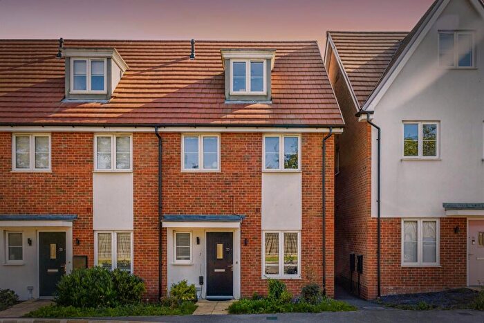 4 Bedroom End Of Terrace House For Sale In Edwin Street, Burgess Hill, RH15