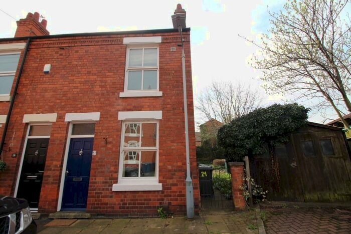 2 Bedroom Detached House To Rent In Highfield Grove, West Bridgford, NG2