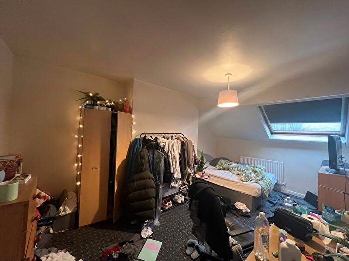 9 Bedroom Terraced House To Rent In Cardigan Road, Headingley, Leeds, LS6