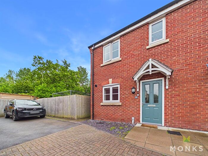 3 Bedroom Semi-detached House For Sale In Holgate Drive, Shrewsbury, SY1