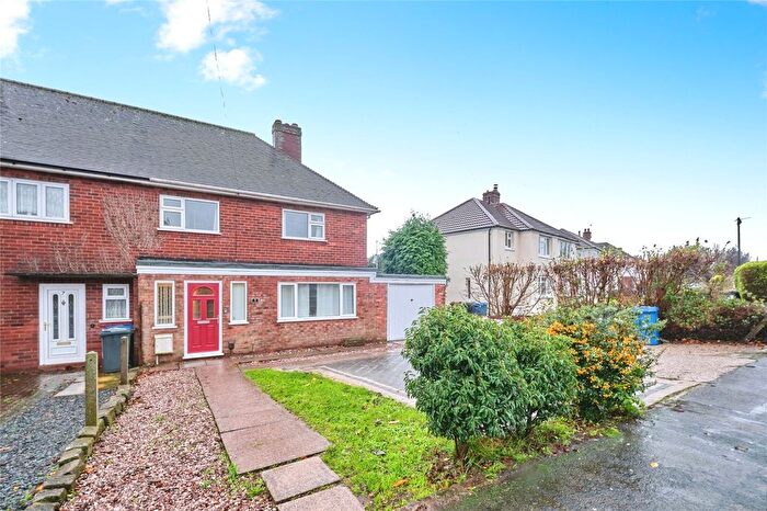 3 Bedroom Semi Detached House For Sale In Weston Road, Lichfield, Staffordshire, WS13