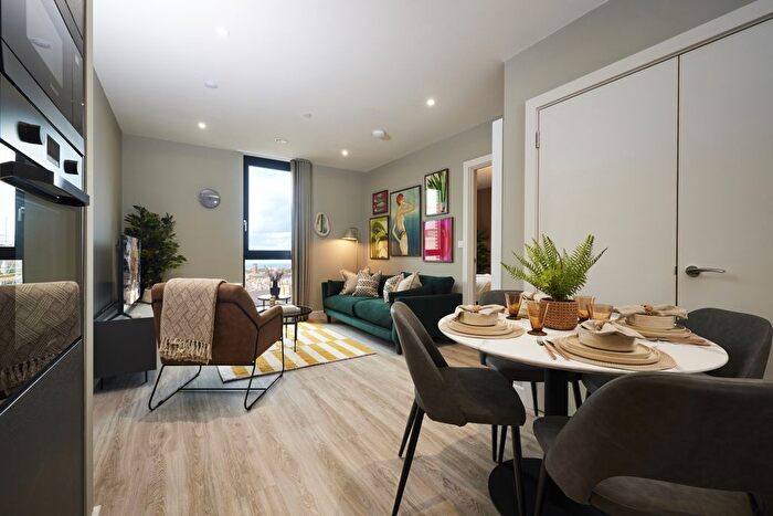 2 Bedroom Flat To Rent In Boulevard Place, Hove, BN3
