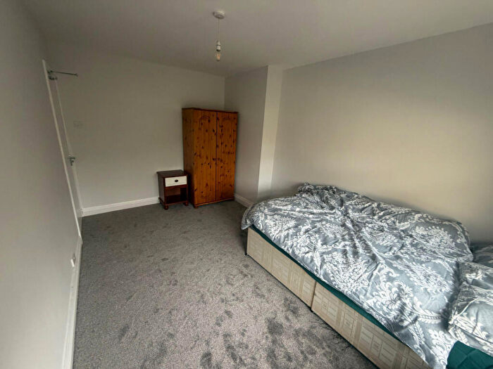 1 Bedroom Terraced House To Rent In MiddleMore, Birmingham, B31