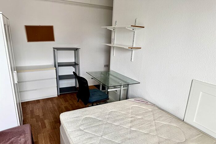 1 Bedroom Detached House To Rent In Holyhead Road, CV1