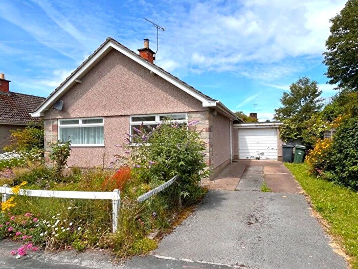 2 Bedroom Detached Bungalow For Sale In Rickyard Road, Wrington, BS40