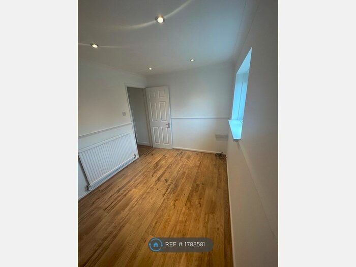 2 Bedroom Flat To Rent In Harlow, Harlow, CM20