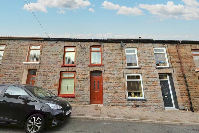 3 Bedroom Terraced House To Rent In Alexandra Road, Gelli, CF41