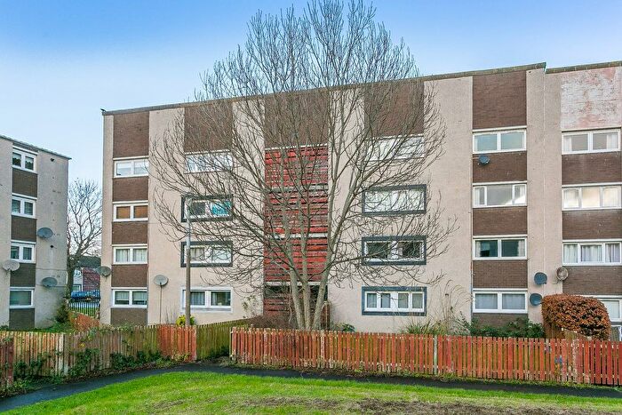 2 Bedroom Flat For Sale In Calder Crescent, Edinburgh, EH11