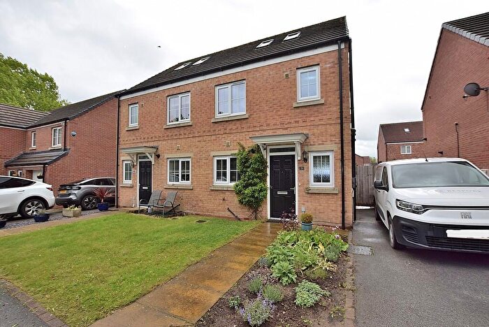 3 Bedroom Semi-Detached House For Sale In Newcastle Walk, Colburn, DL9