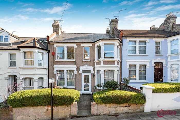 6 Bedroom Terraced House For Sale In Nelson Road, N8