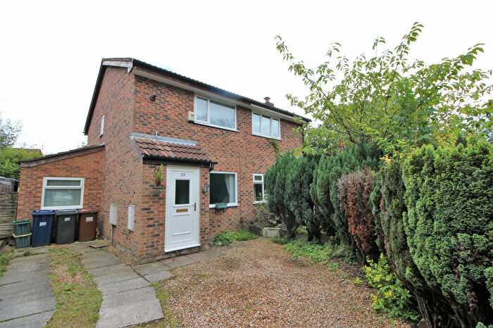 3 Bedroom Semi-Detached House To Rent In Croft Bank, Penwortham, PR1