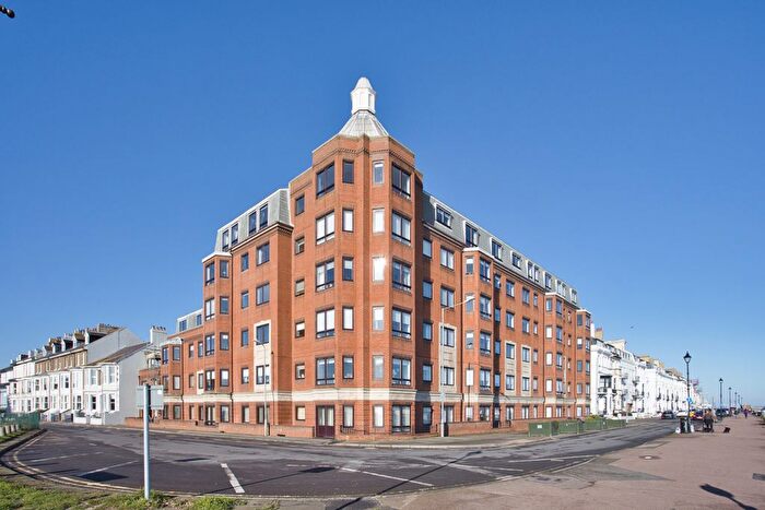 3 Bedroom Flat For Sale In Ranelagh Road, Deal, CT14