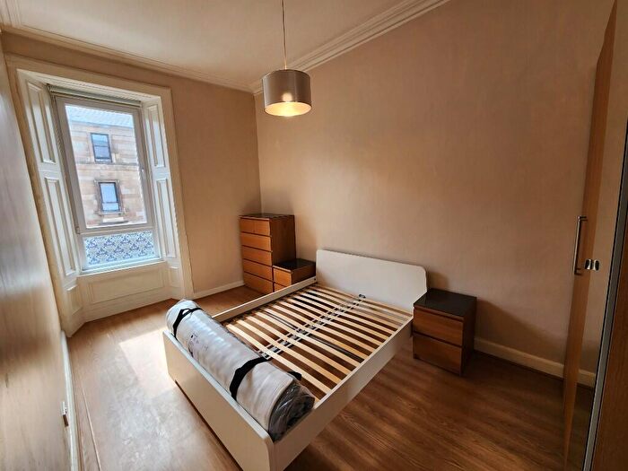 2 Bedroom Flat To Rent In Dixon Avenue, Glasgow, Glasgow, G42