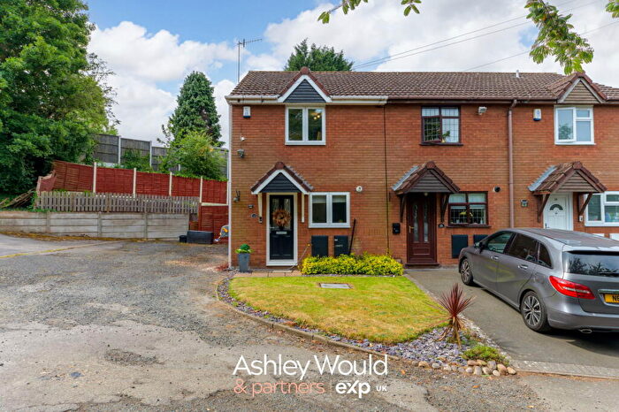 2 Bedroom End Of Terrace House For Sale In Sandpiper Close, Stourbridge, DY9