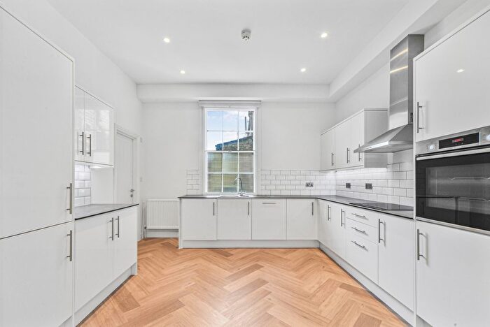 2 Bedroom Flat To Rent In Turnpin Lane, London, SE10