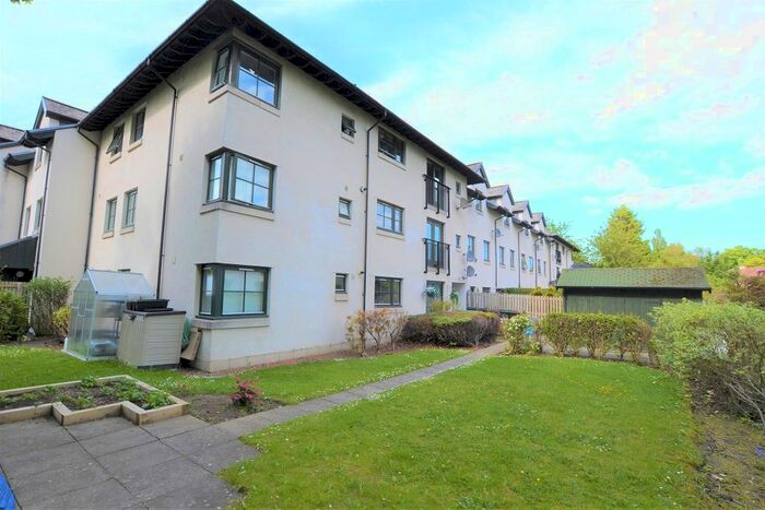 3 Bedroom Flat To Rent In Balgreen Avenue, Edinburgh EH12