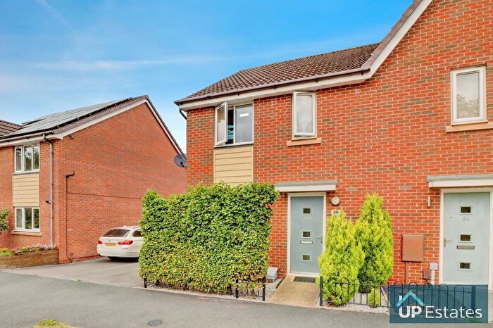 3 Bedroom Semi-Detached House For Sale In Clare Mcmanus Way, Coventry, CV2