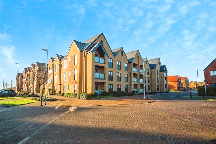 2 Bedroom Flat For Sale In Rosewood, Langley, Maidstone, ME17