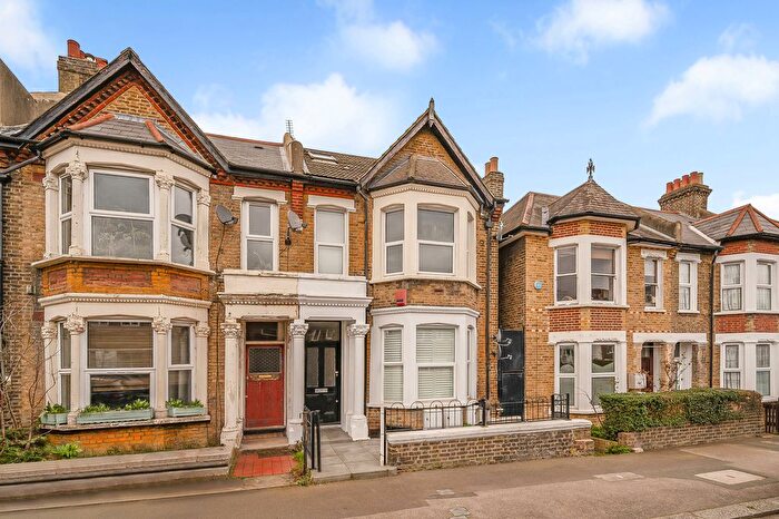 1 Bedroom Flat For Sale In Comerford Road, Brockley, SE4