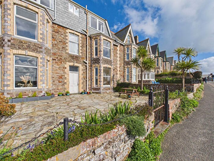 1 Bedroom Flat For Sale In Summerleaze Crescent, Bude, EX23