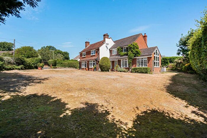 5 Bedroom Detached House For Sale In Heath Lane, Farnham, Surrey, GU9