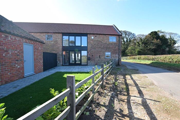 2 Bedroom Barn Conversion For Sale In South Sea Lane, Humberston, DN36