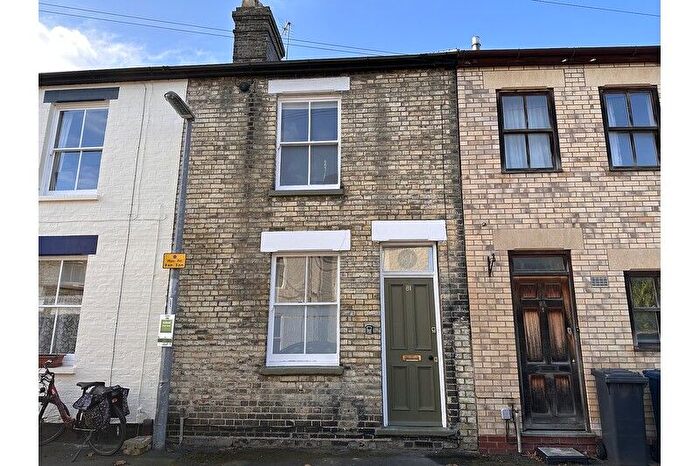 2 Bedroom Terraced House To Rent In Great Eastern Street, Off Mill Road, Cambridge, CB1