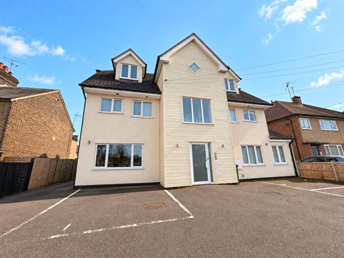 2 Bedroom Apartment To Rent In Rayleigh Road, Hutton, Brentwood, Essex, CM13