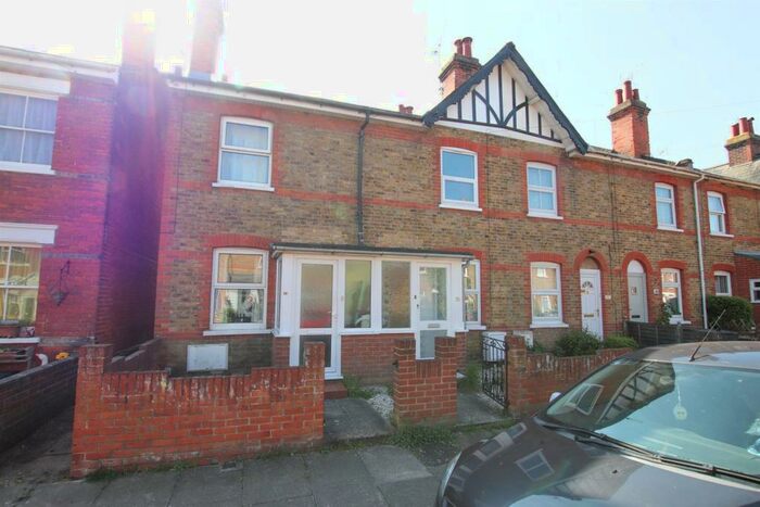 3 Bedroom Terraced House To Rent In Wickham Road, Colchester, Essex, CO3