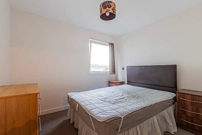 1 Bedroom Flat To Rent In Victoria Wharf, Watkiss Way, Cardiff, CF11