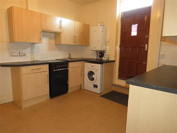 Studio To Rent In High Street, Leamington Spa, CV31