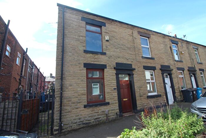 2 Bedroom End Of Terrace House For Sale In Chancery Lane, Shaw, OL2