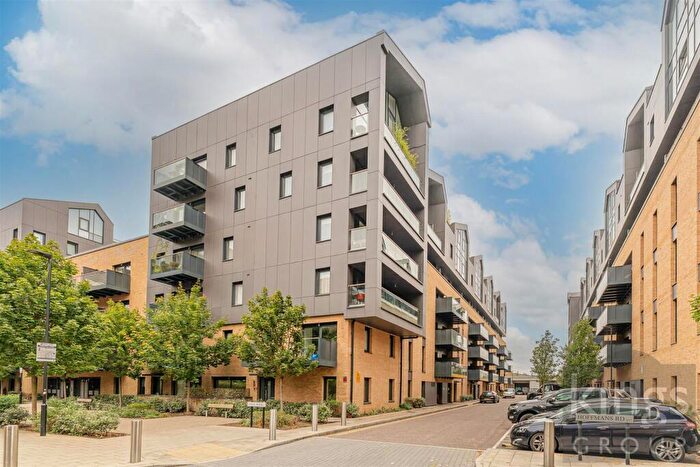 1 Bedroom Flat For Sale In Hoffmans Road, London, E17